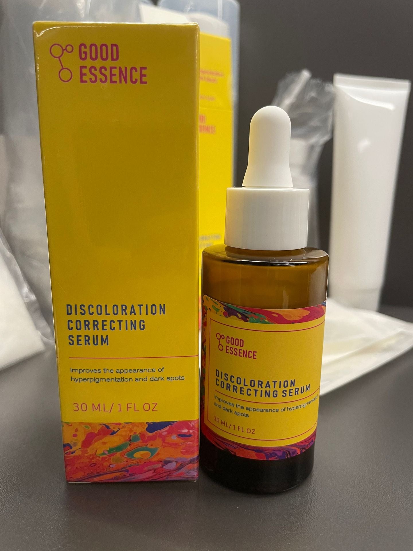 Dark Spot Correcting Brightening Essence